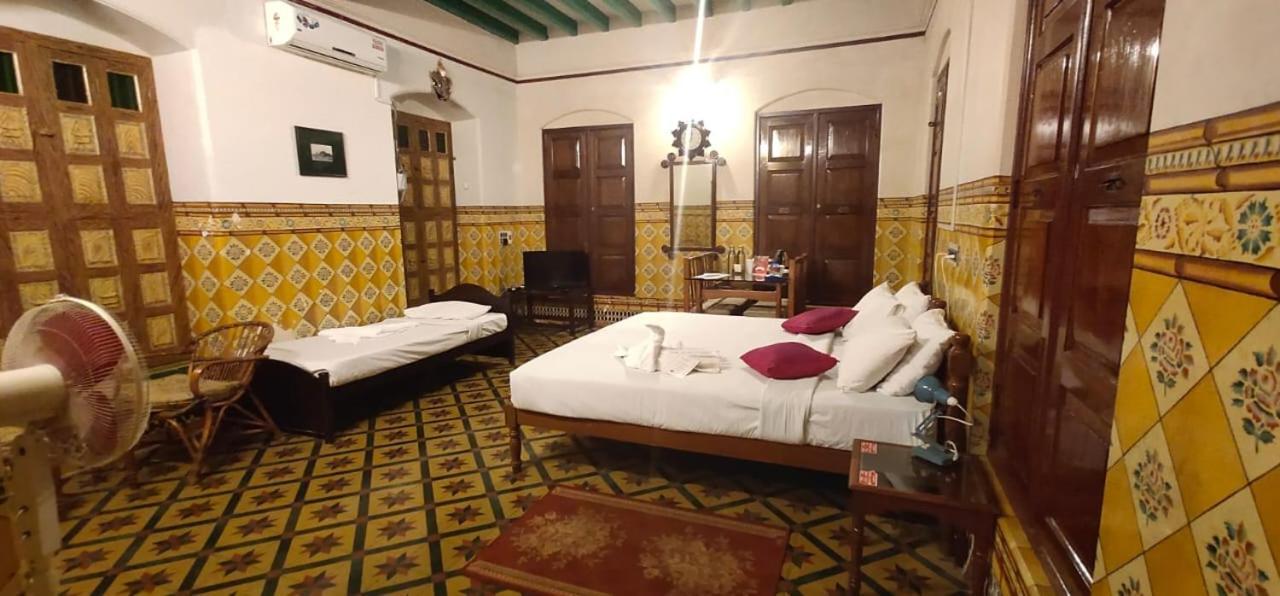 Country house Chettinadu Mansion - An Authentic Heritage Palace