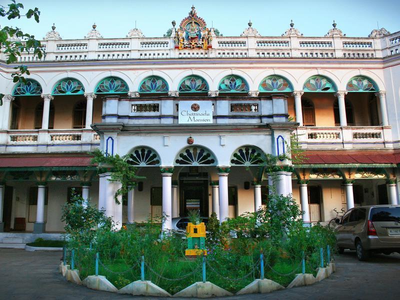 Country house Chettinadu Mansion - An Authentic Heritage Palace *