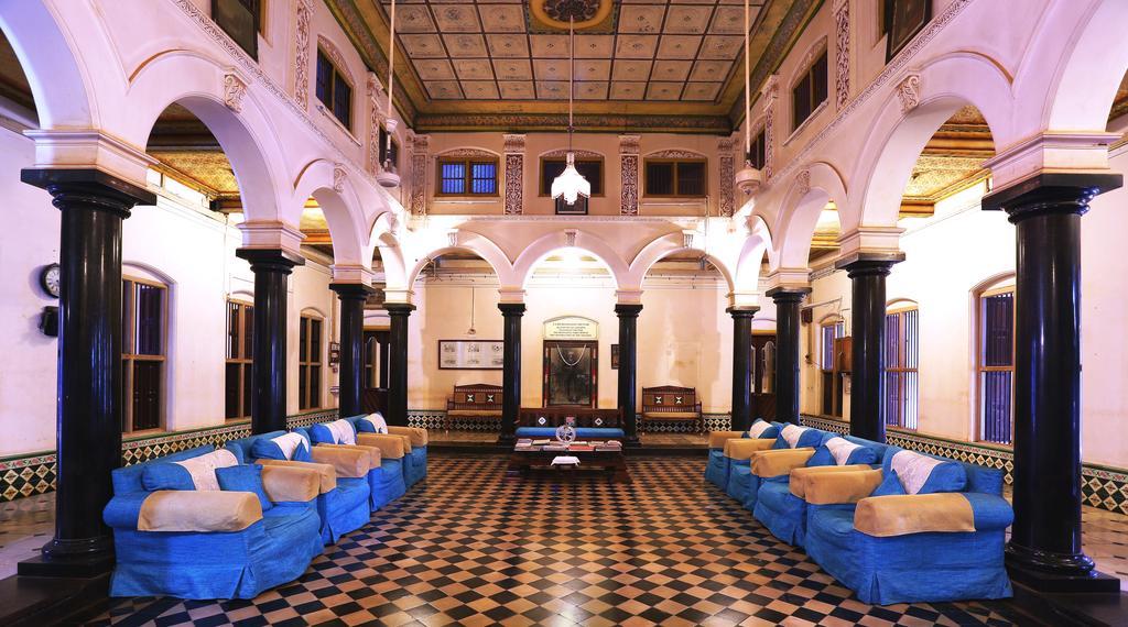 Country house Chettinadu Mansion - An Authentic Heritage Palace *