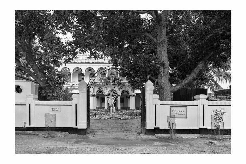 Chettinadu Mansion - An Authentic Heritage Palace Country house *